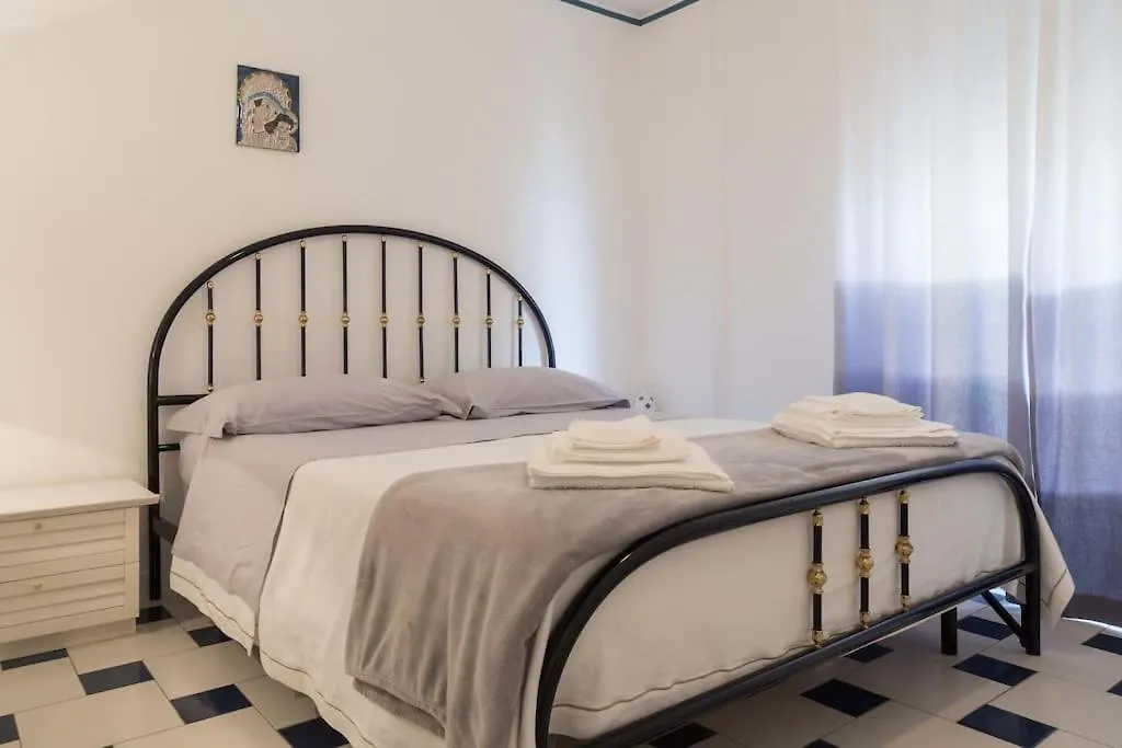 Casa D'A..Mare Apartman Giardini-Naxos 0*, Giardini Naxos Olaszország