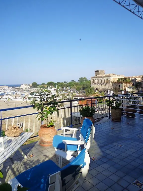 Casa D'A..Mare Apartman Giardini-Naxos 0*, Giardini Naxos